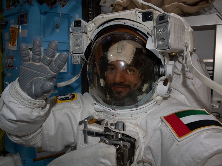Первый арабский астронавт из ОАЭ вышел в открытый космос